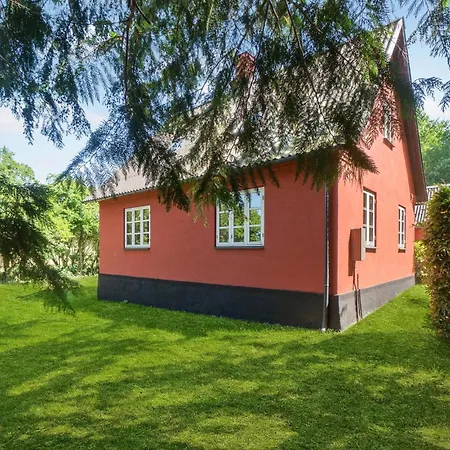 Vakantiehuis Stunning In With Kitchen *